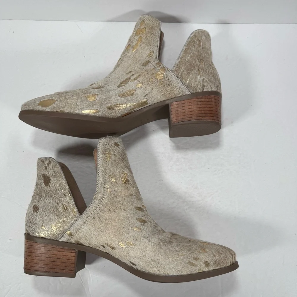 Coconuts by Matisse Pronto Cream Metallic Gold Calf Hair Split Shaft Bootie 9.5M